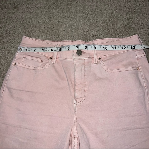 White House Black Market WHBM High Rise Tinted Rolled Hem 5inch Shorts Pink 0 - Picture 3 of 7